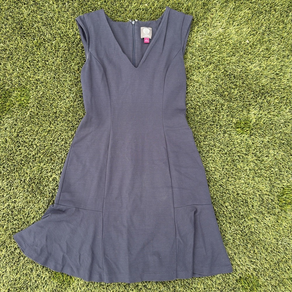 Vince Camuto Navy Blue V-Neck Flounce Hem Dress Size 2 Cap Sleeve